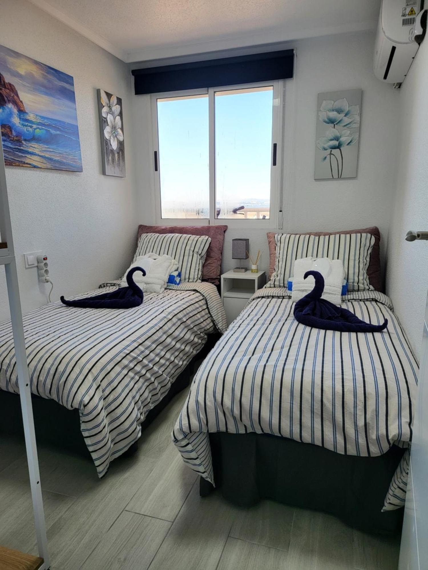 Skyline 21 Apartman Torrevieja Kültér fotó